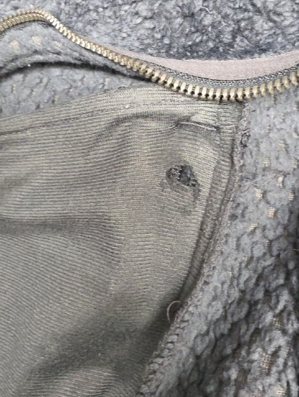 Columbia Gray Sherpa Zip Utility Jacket - Picture 8 of 9